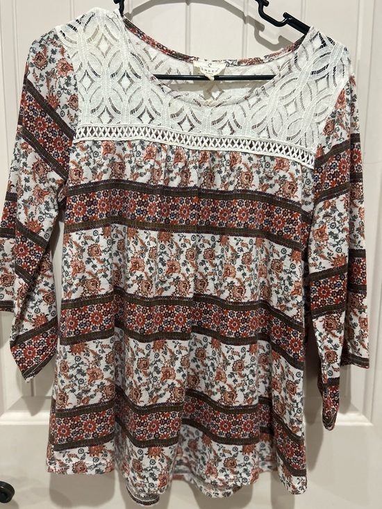 Ember Tops - Boho Floral Lace-Trim Women’s PeplumTop in Rust and White